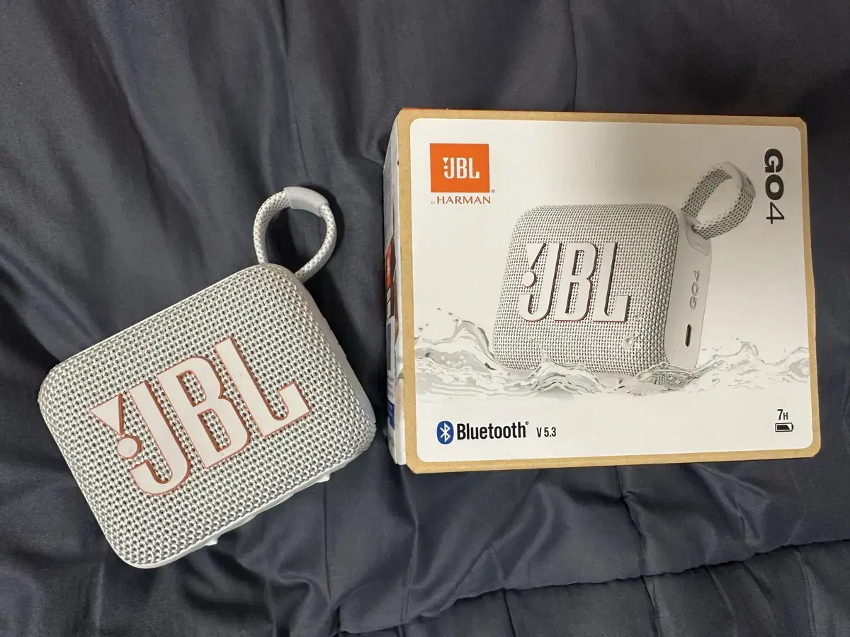 JBL GO4 블루투스 스피커 판매합니다.